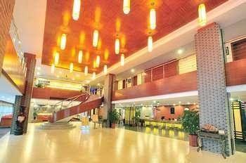 Gucheng  Luanchuan Re-Channel Ferry Lake Hotel المظهر الخارجي الصورة